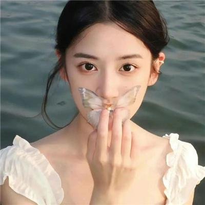 沉默一瞬